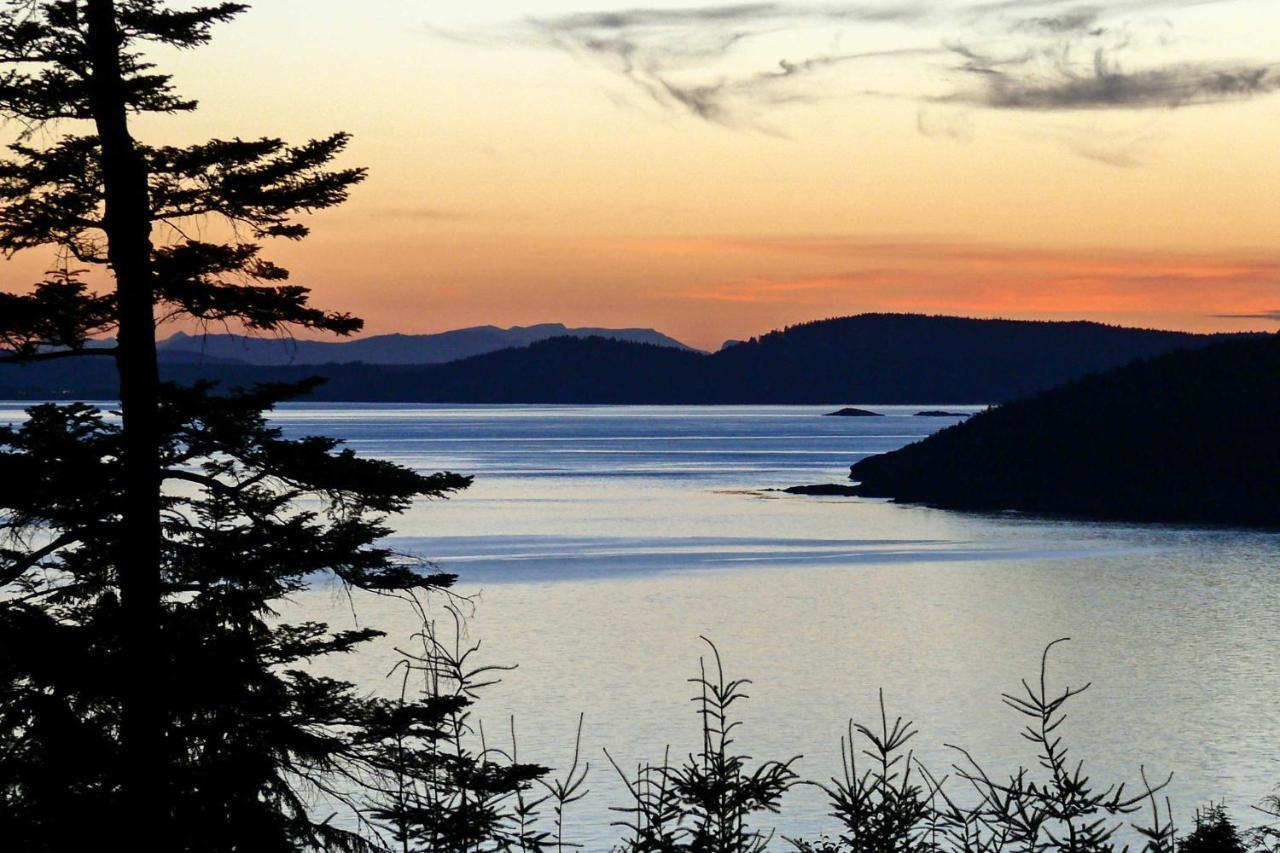 Airy Home Near Anacortes With San Juan De Fuca Views المظهر الخارجي الصورة